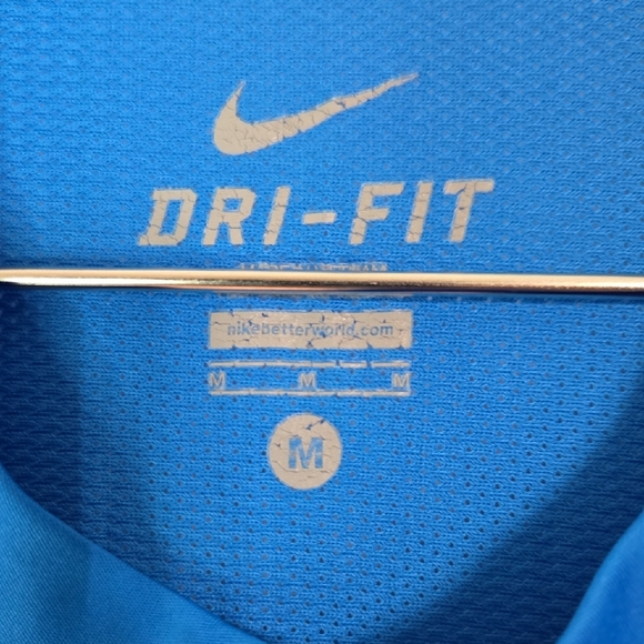 Nike Men's Short Sleeve Blue and Black Tee Size M - Picture 2 of 7